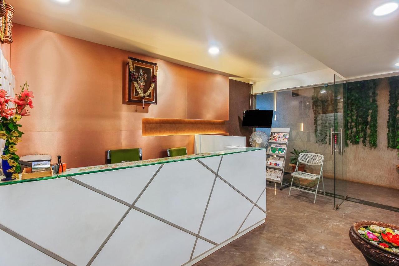 Oyo 26991 Stanza Luxurios Stay Zahirabad Екстериор снимка